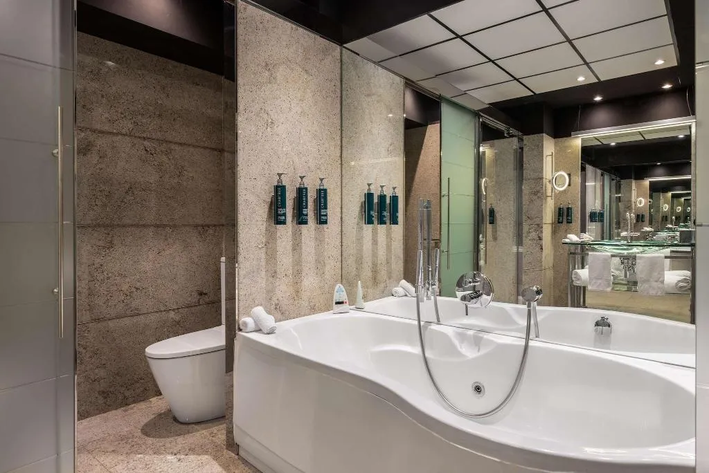 Room, Hilton Madrid Airport, Madrid