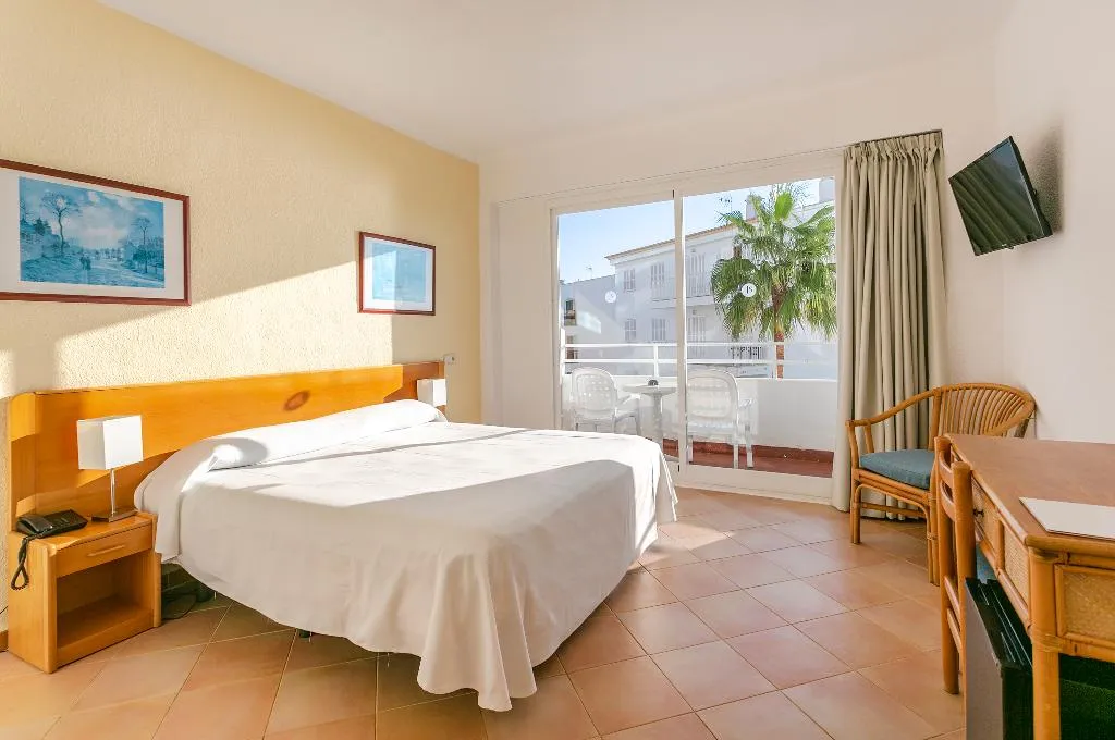 Double or Twin SIDE SEA VIEW Room, JS Cape Colom - Adults Only, Majorca