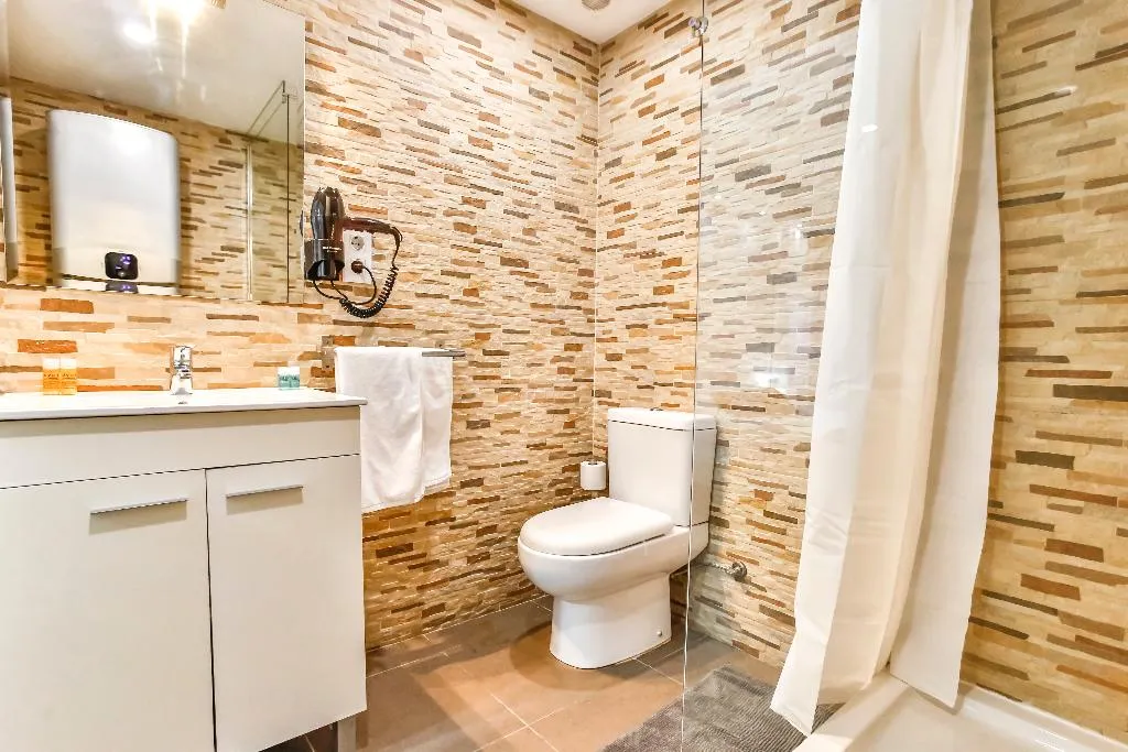 DOUBLE STANDARD Room, Laramond Barcelona Rooms, Barcelona