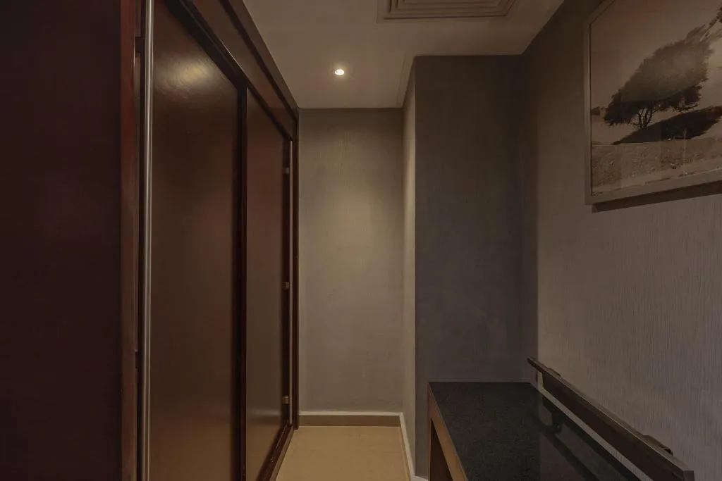 DOUBLE EXECUTIVE KING BED Room, Radisson Blu Cairo Heliopolis, Cairo