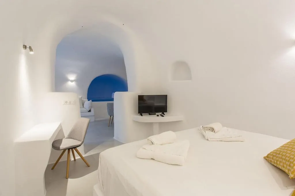 Room, Boutique 88 Fira, Santorini