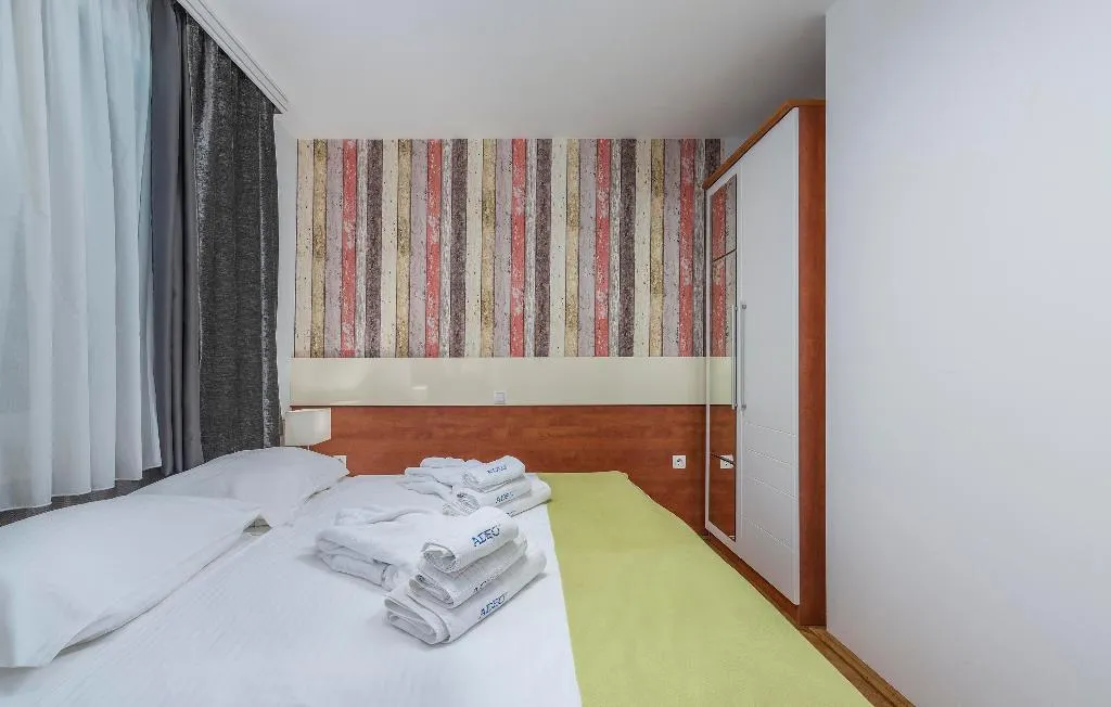 DOUBLE WITH TERRACE Room, Aparthotel Adeo, Istria