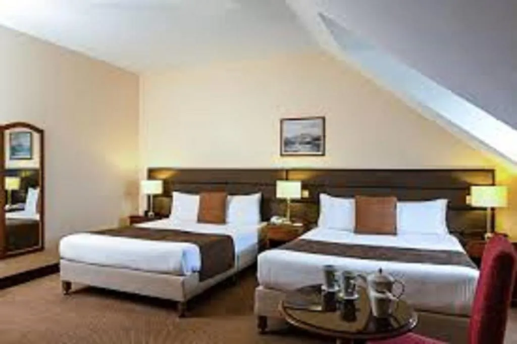 TRIPLE EXECUTIVE Room, Sheldon Park Hotel & Leisure Centre, Dublin