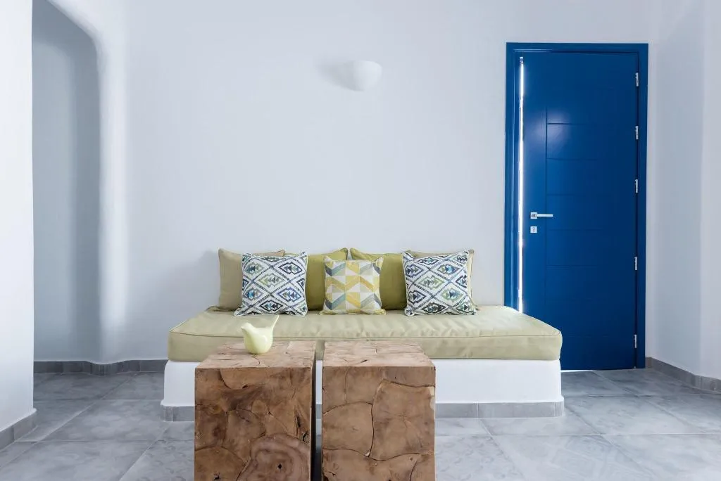Room, Anemomilos, Santorini
