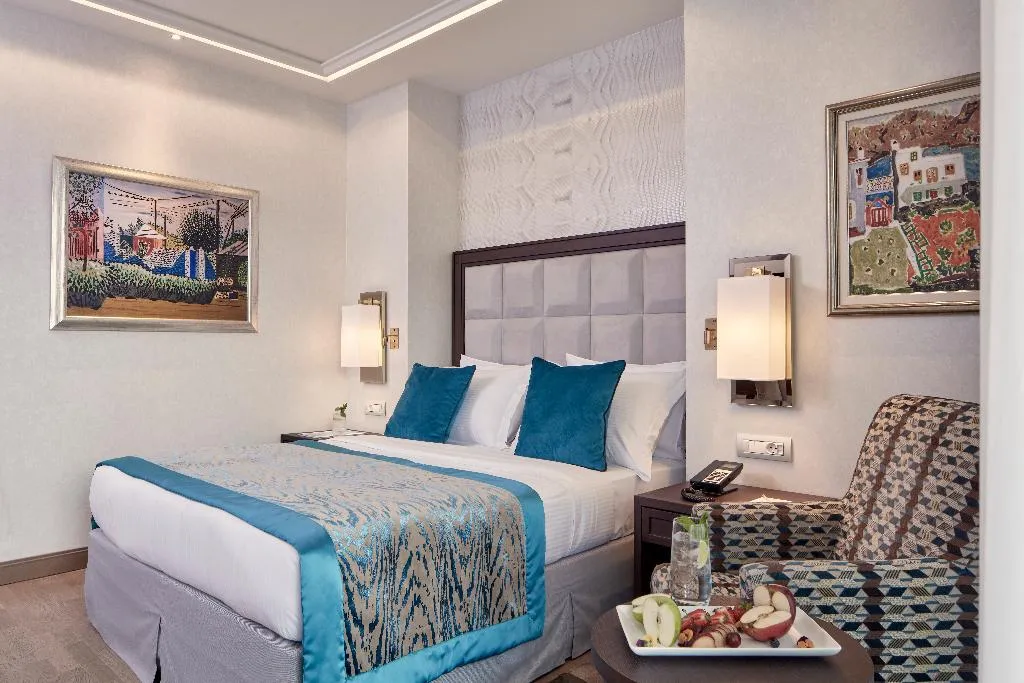 SINGLE WITH VIEWS Room, Electra Metropolis, Athens