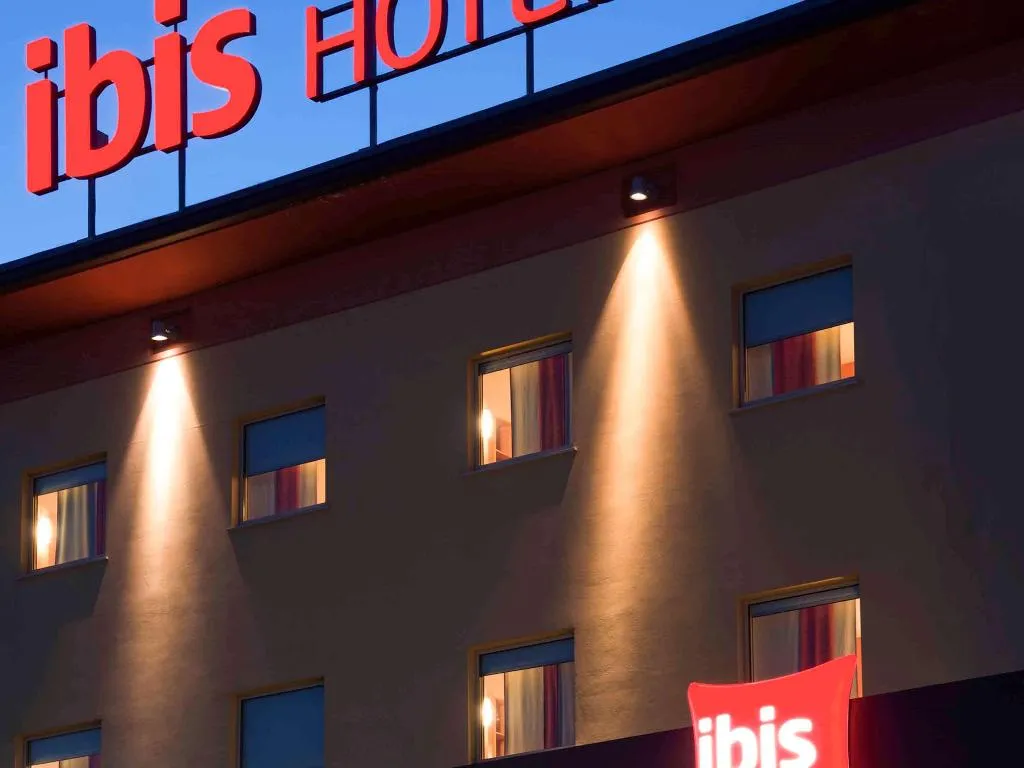 General view, Ibis Como, Milan
