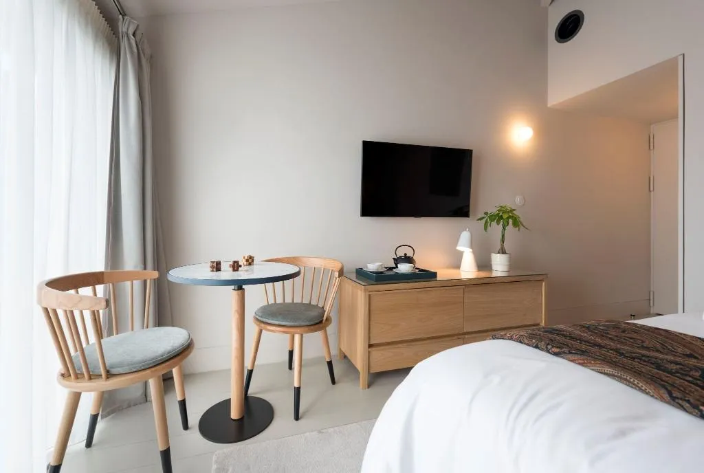 DOUBLE GARDEN VIEW ONE BEDROOM Room, Jardins Do Porto - By Unlock Hotels, Porto