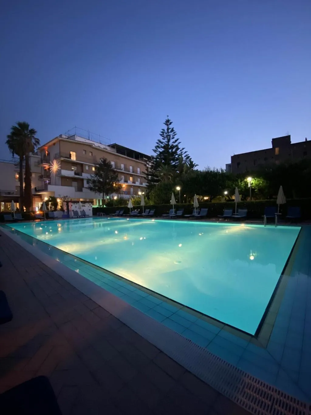 Sports and Entertainment, Hotel Aequa, Naples