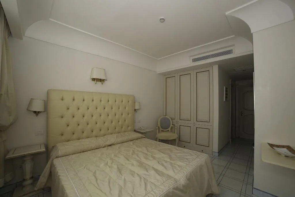 DOUBLE ECONOMY Room, Hotel Villa Fraulo, Naples