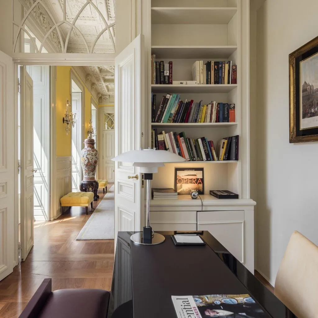 Lobby, Verride Palácio Santa Catarina, Lisbon
