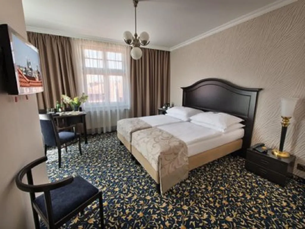 DOUBLE CITY VIEW Room, EA Hotel Royal Esprit, Prague