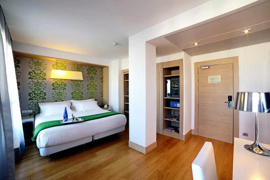 DOUBLE SUPERIOR WITH TERRACE Room, Madrid Príncipe de Vergara, Madrid