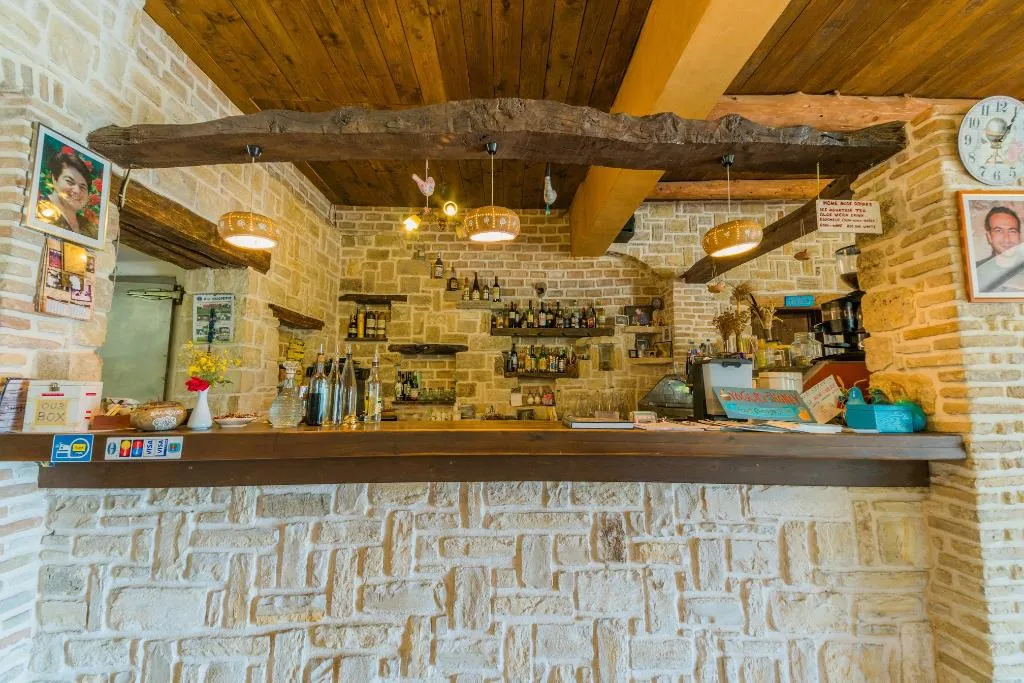 Lobby, Aravanes Mountain Resort & Eco Cuisine, Crete