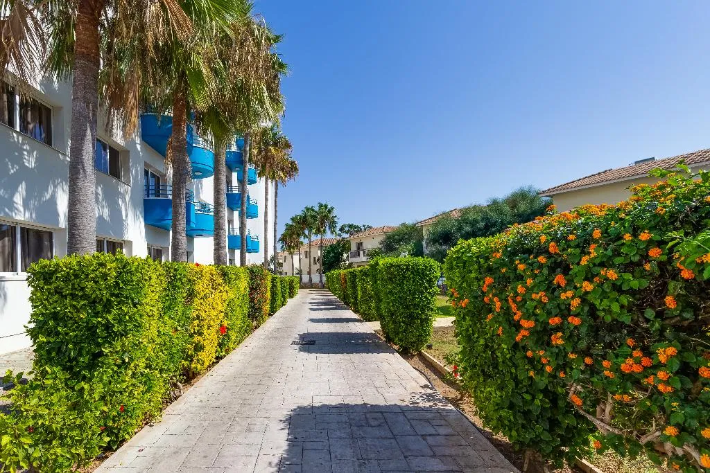 Terrace, Tetyk Hotel Apts, Cyprus