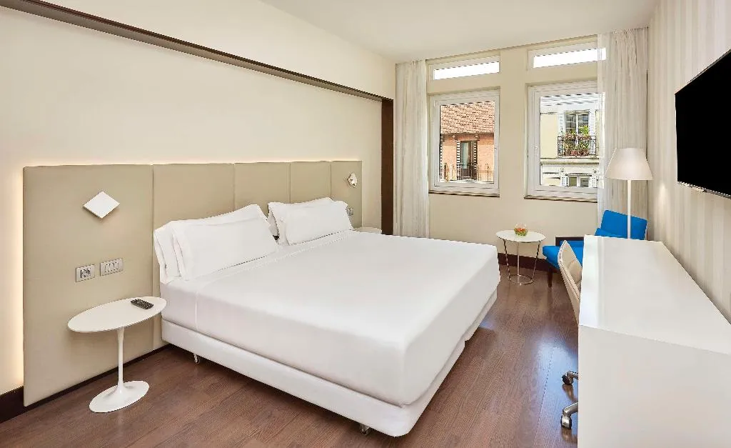 DOUBLE STANDARD Room, NH Madrid Lagasca, Madrid