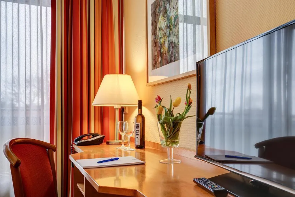 SINGLE STANDARD Room, Centro Park Hotel Berlin Trademark Collection, Berlin