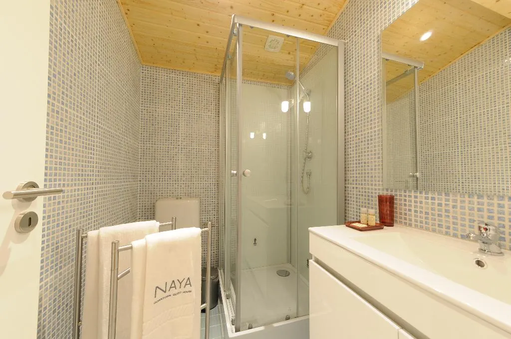 TRIPLE COMFORT Room, Naya - Downtown Guesthouse, Porto