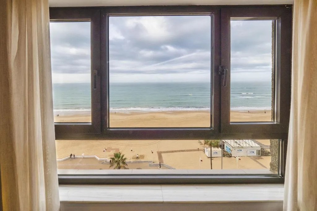 Beach, Hotel Cádiz Paseo del Mar, Affiliated by Meliá, Costa De La Luz