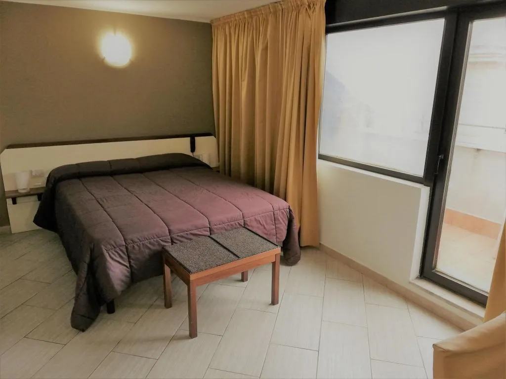 Room, Cristal Hotel Palermo, Palermo