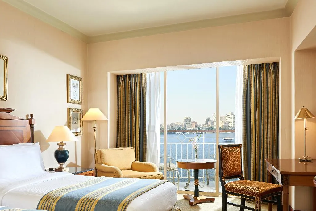 TWIN EXECUTIVE Room, Hilton Cairo Grand Nile, Cairo