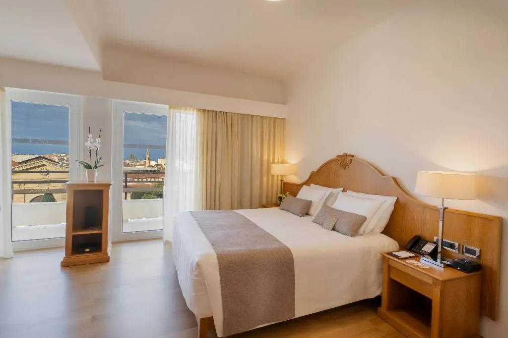 SUITE EXECUTIVE Room, Kydon, The Heart City Hotel, Crete