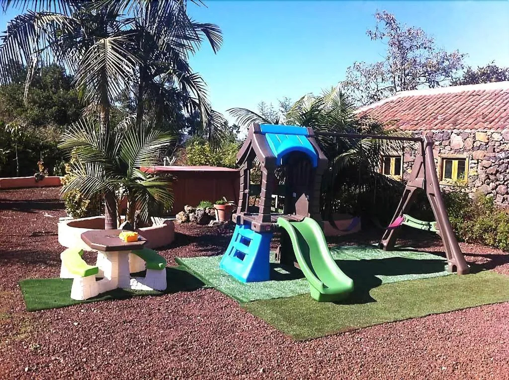 Sports and Entertainment, Casonas de Marengo, Tenerife