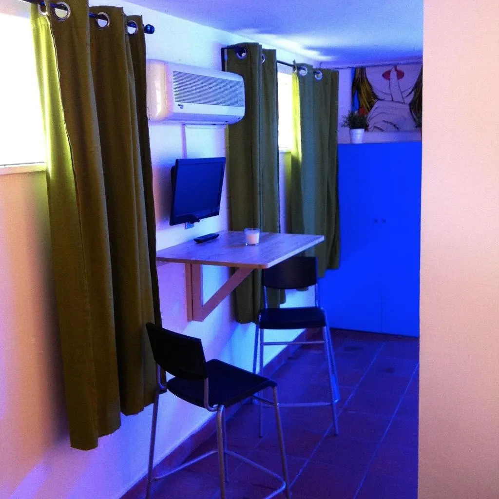Room, Scilla e Cariddi Bed&Breakfast, Catania