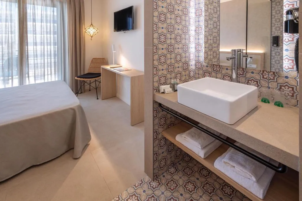 DOUBLE PREMIUM Room, Hotel Alhambra, Costa Brava