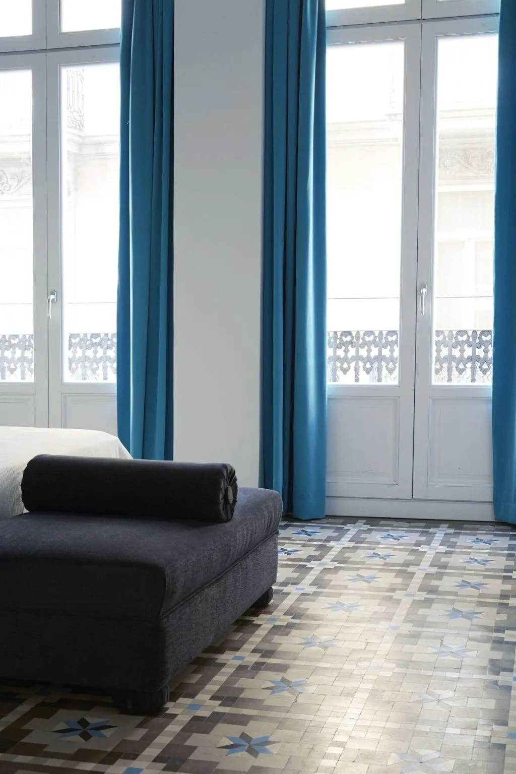 Room, L'Esplai Valencia, Valencia