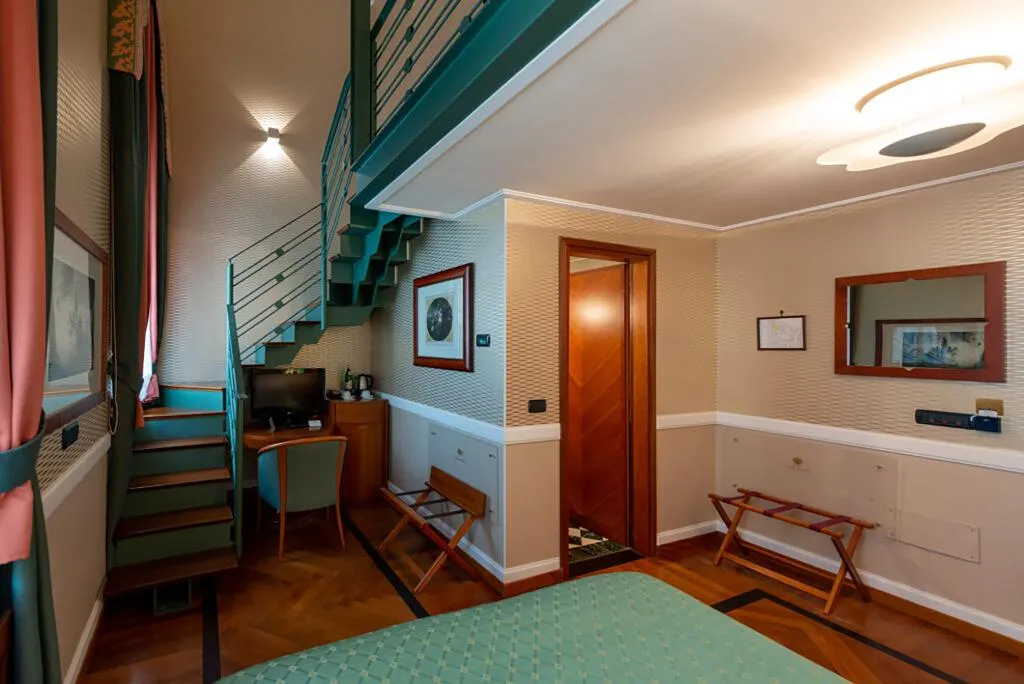 JUNIOR SUITE DUPLEX Room, Grand Hotel Ortigia, Catania