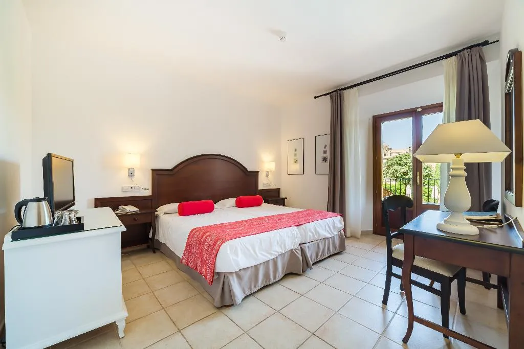 Double or Twin WITH BALCONY Room, Ca'l Bisbe, Majorca