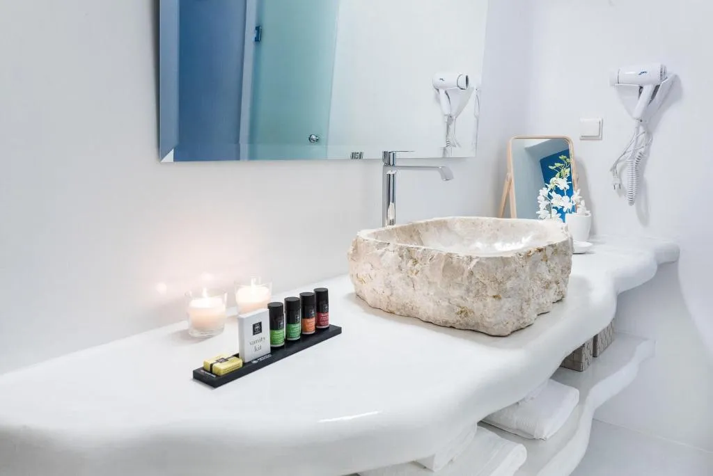 Room, Maregio Suites, Santorini