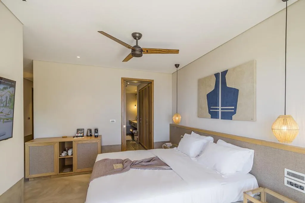 SUITE WITH JACUZZI Room, Eliámos Villas Hotel & Spa – Relais & Châteaux, Kefallinia
