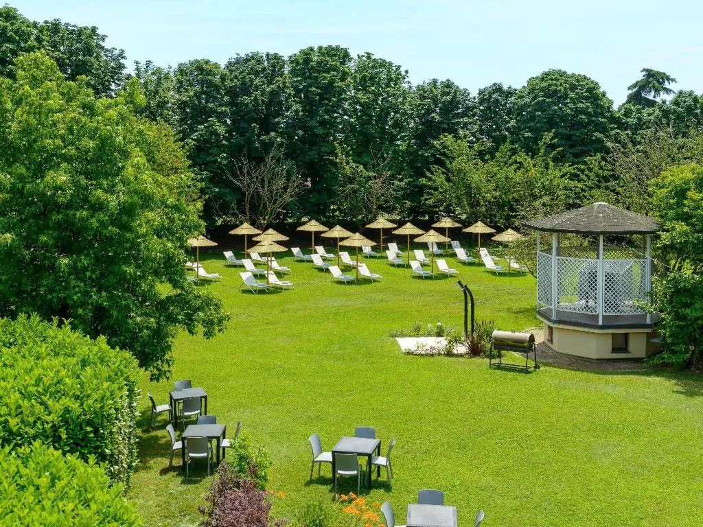 Pool, Novotel Milano Linate Airport, Milan