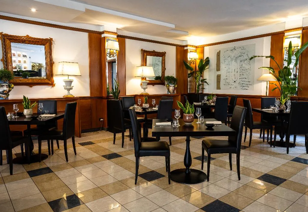 Restaurant, Grand Hotel Tiberio, Rome