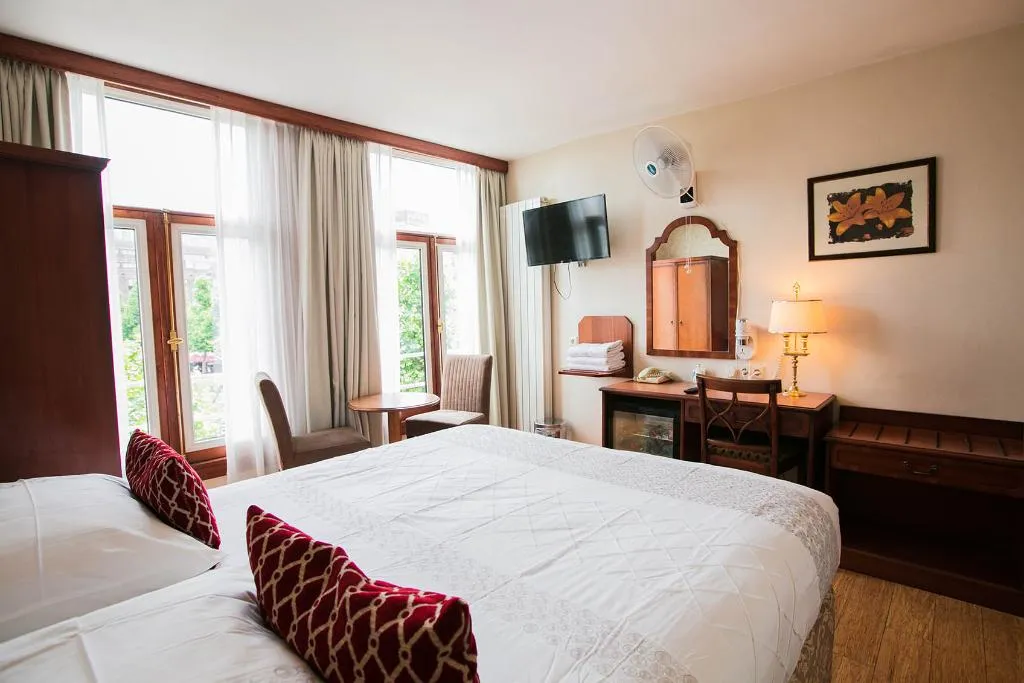 Double or Twin DELUXE Room, Atlanta, Amsterdam