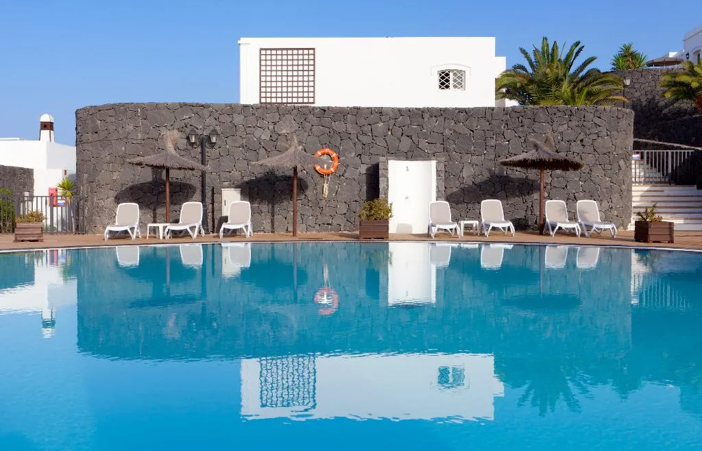 Pool, Apartamentos LIVVO Coloradamar, Lanzarote
