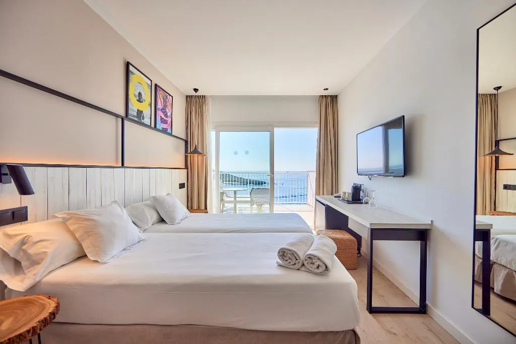 DOUBLE SEA VIEW Room, Hotel Florida Magaluf Only Adults, Majorca