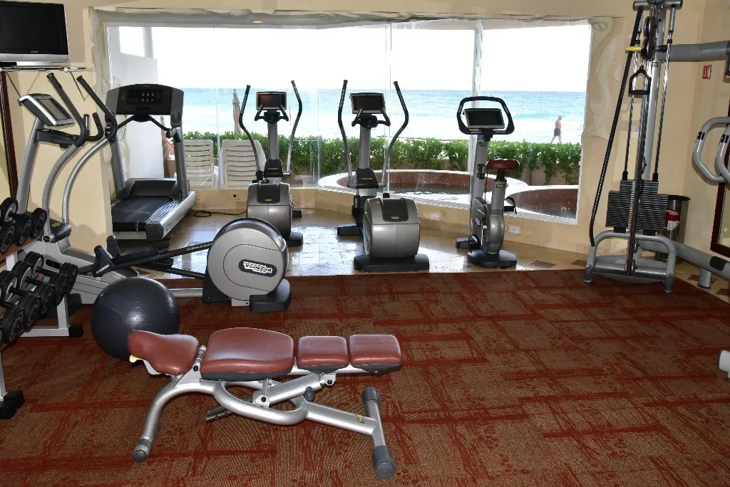 Sports and Entertainment, Sunset Fishermen Beach Resort Playa Del Carmen, Cancun Area