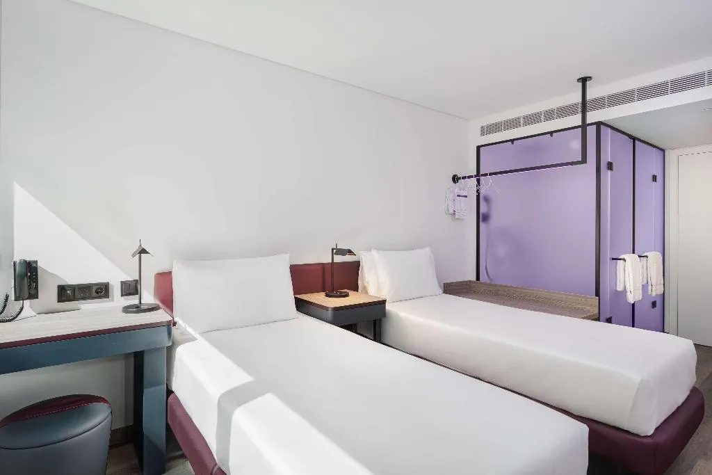 Room, Yotel Porto, Porto