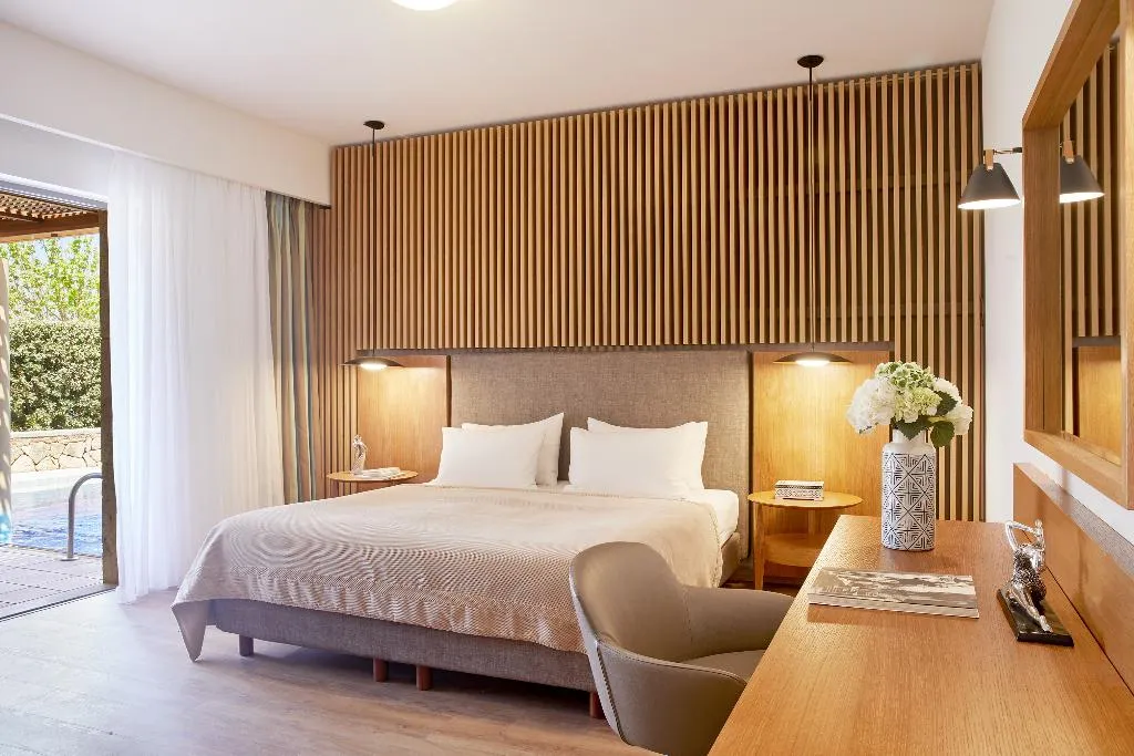 SUITE WITH PRIVATE POOL Room, Minoa Palace Resort & Spa, Crete