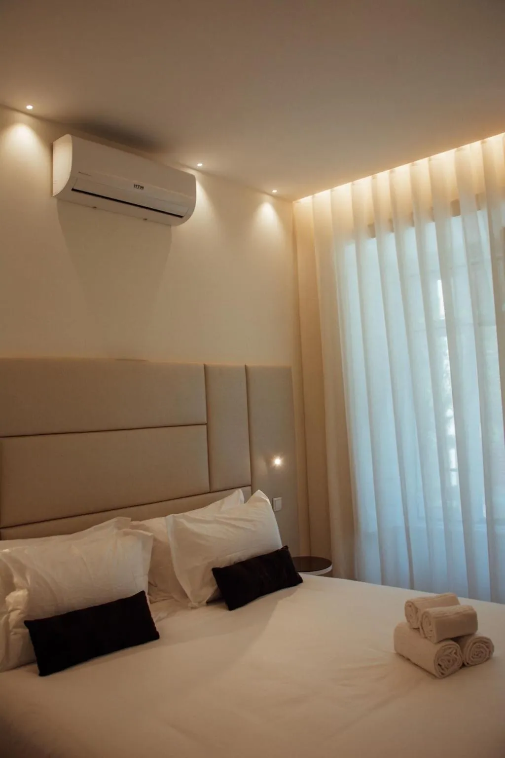Room, Le Premier Lisbon Suites, Lisbon