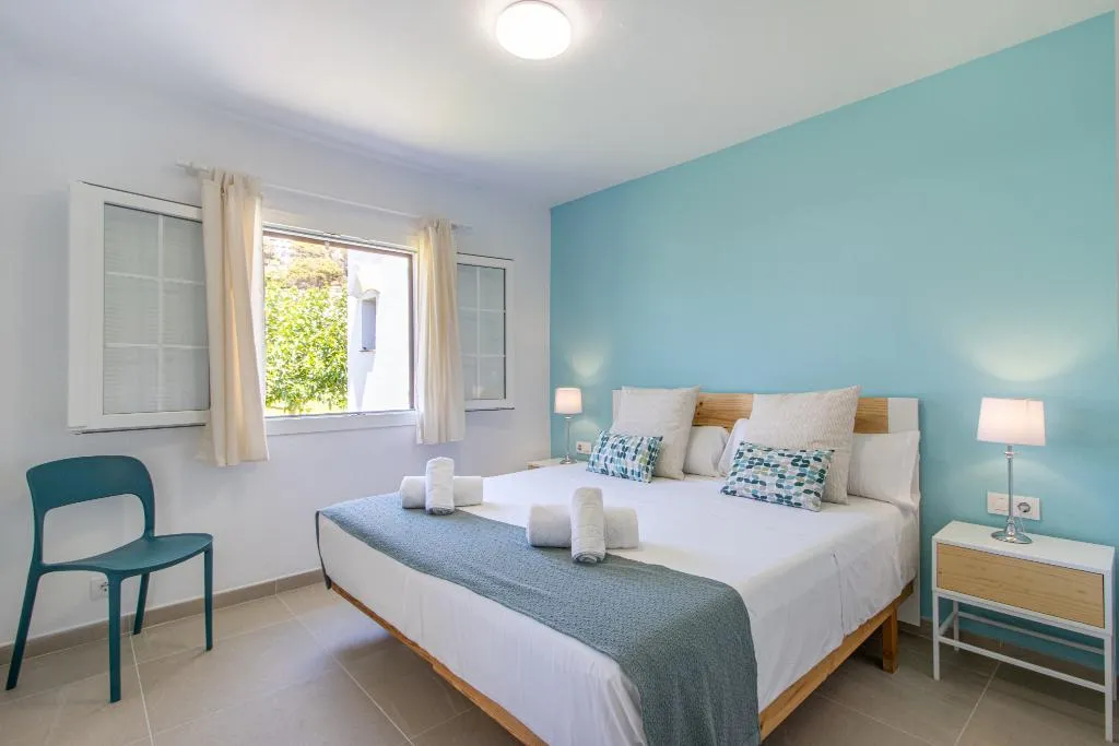 APARTMENT TWO BEDROOMS Room, Son Bou Playa Gold, Menorca