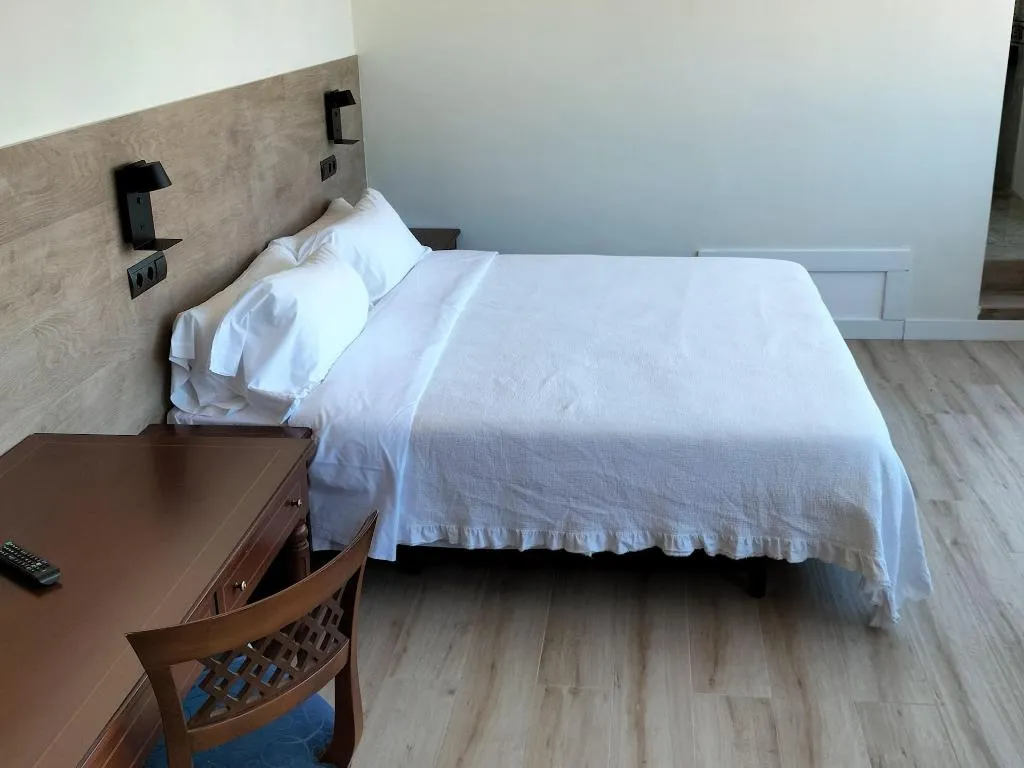 Room, Hotel 153, Barcelona