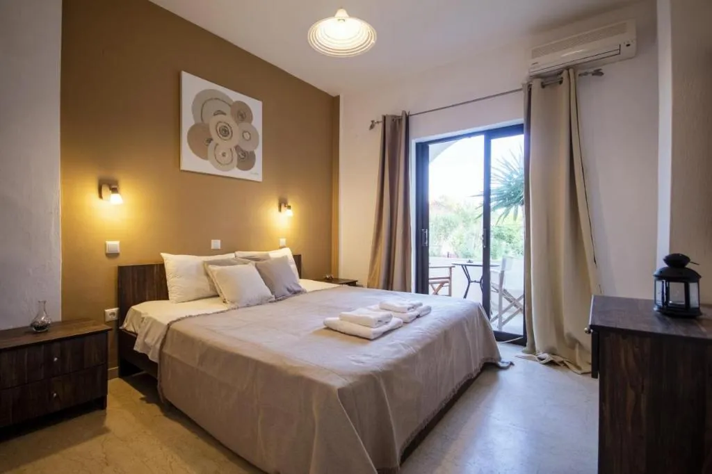 Room, Parakladi Seaside Retreat, Corfu
