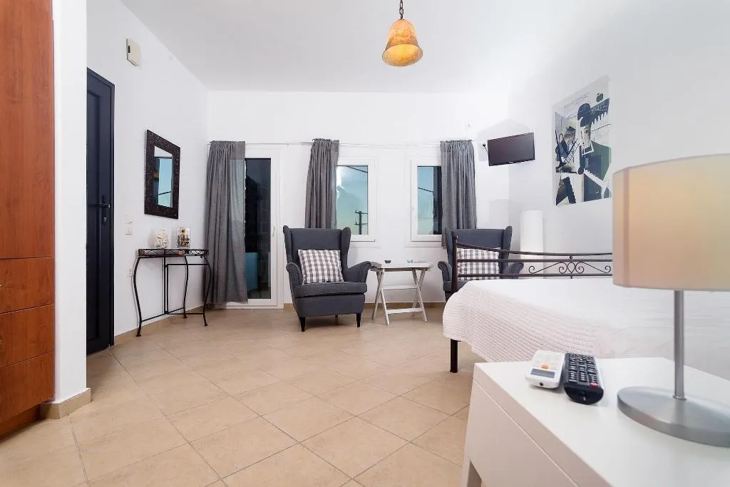 Room, Aelia Suites, Santorini