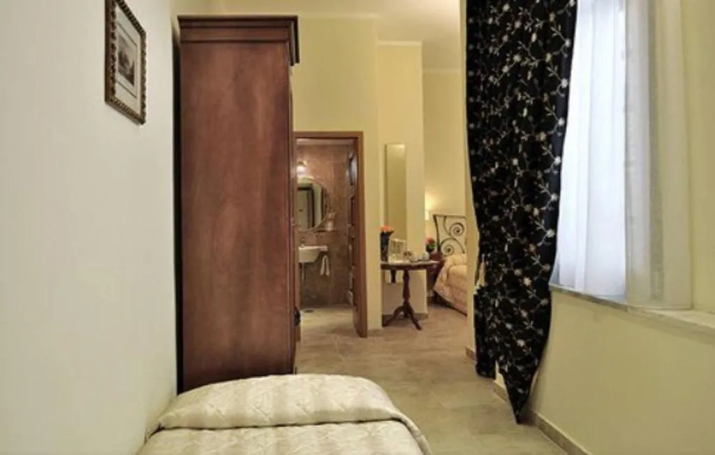 Room, Hotel Le Clarisse Al Pantheon, Rome