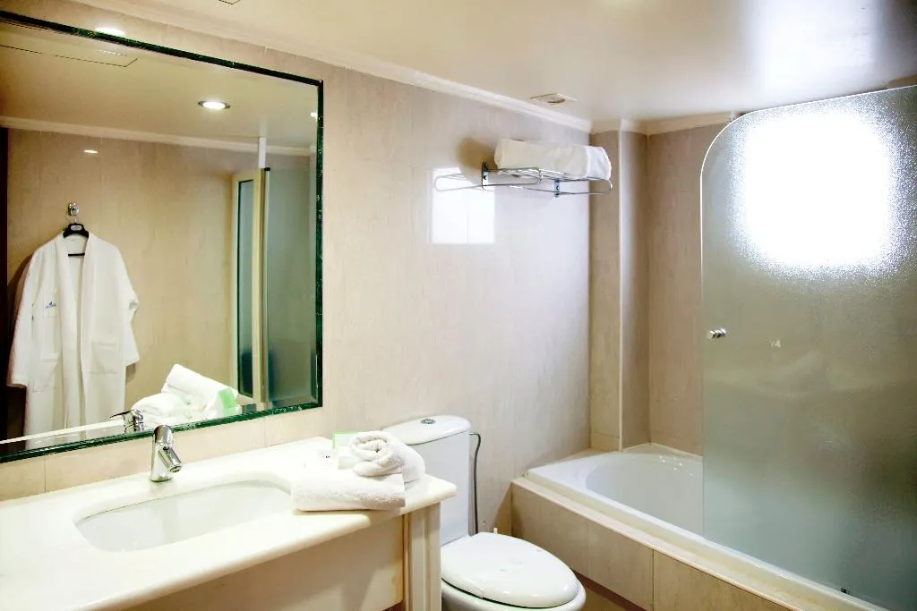 SUITE BUSINESS Room, Capsis Astoria Heraklion, Crete