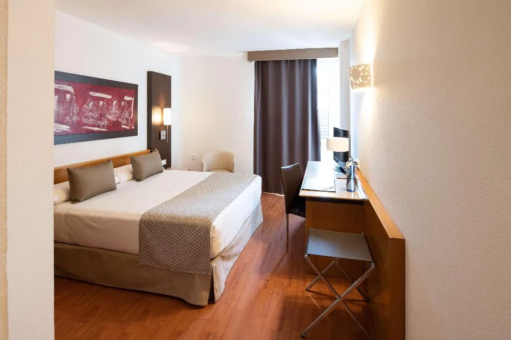 Room, Catalonia Bristol, Barcelona