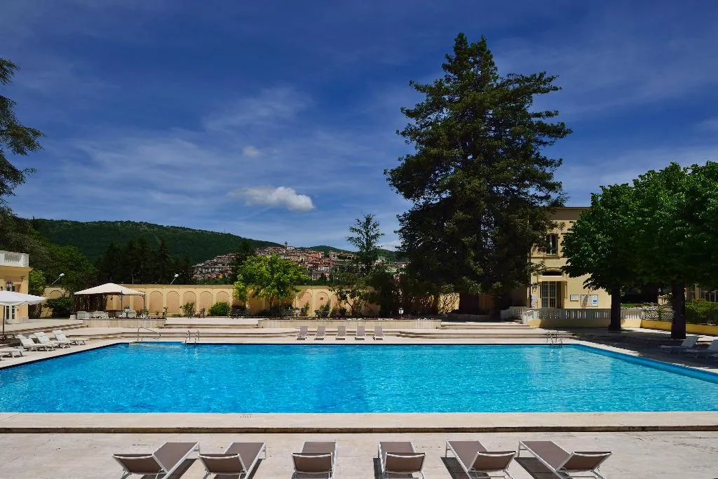 Pool, Grand Palazzo Della Fonte, Rome